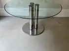 Table en verre et inox