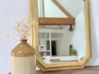Miroir rond, Chiffonier